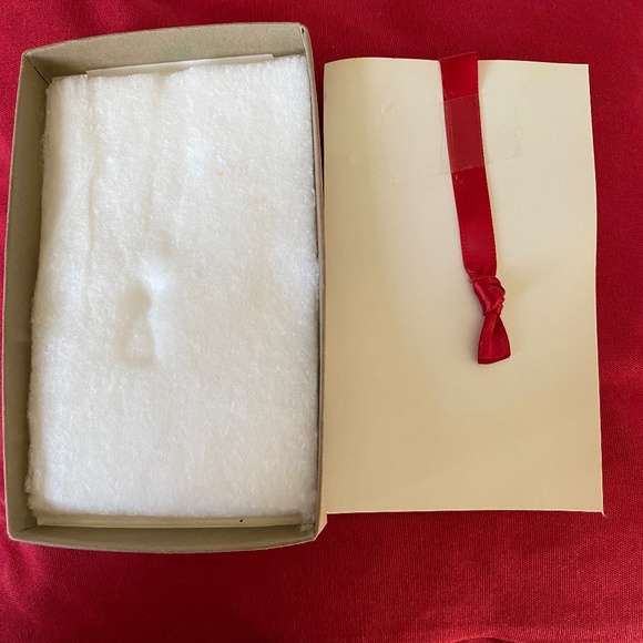 Basic Spirit Pewter Snowman Family Ornament - Picture 5 of 10